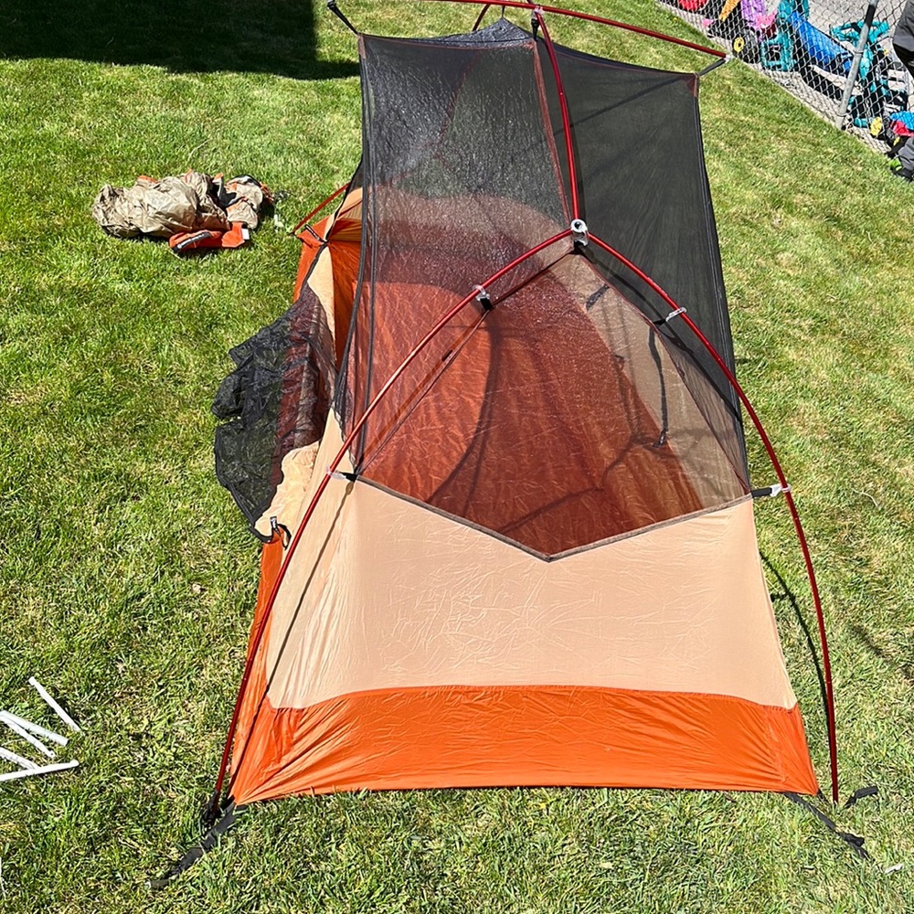 Like New!!! Big Agnes Copper Spur UL 1 Tent, Rain Fly and Footprint